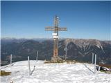 Poludnig (1999 m) vrh, zadaj lepotica Hochamlspitze